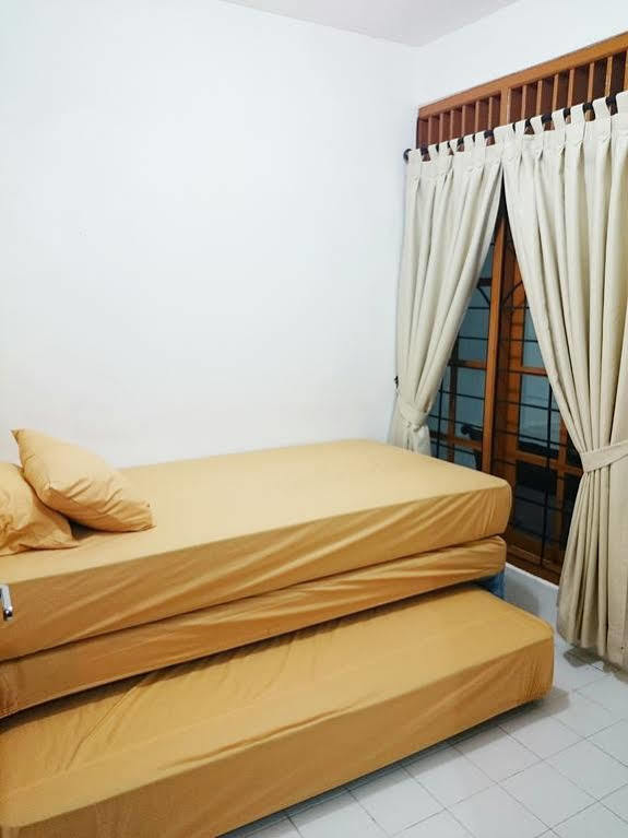 Hostel Bogor Kültér fotó